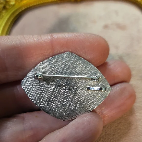 Vintage Avon Chesterfield Collection Brooch Pendant Duo - Picture 3 of 5